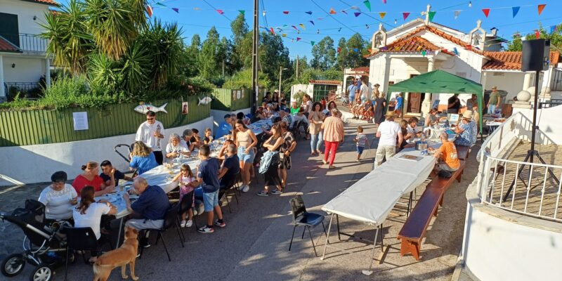 Festa comunitária reúne vizinhos em Fiscal